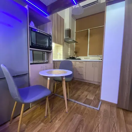 центр, галицький район, площа ринок, оперний театр, вулиця котлярська 5 Apartman *