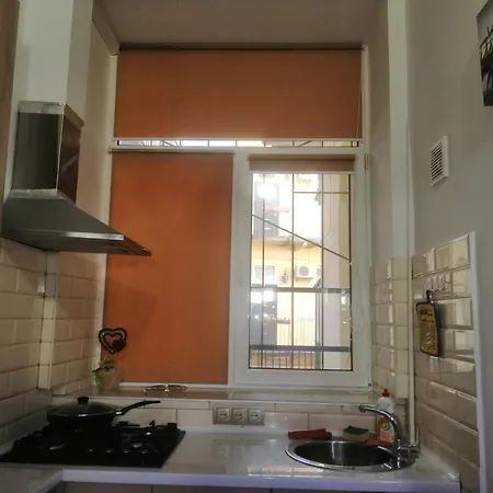 центр, галицький район, площа ринок, оперний театр, вулиця котлярська 5 Apartment