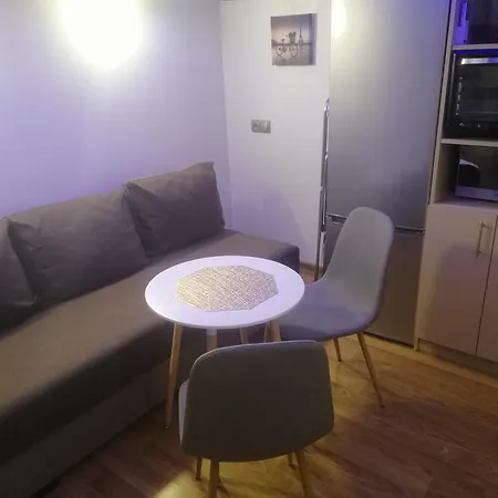 Apartment центр, галицький район, площа ринок, оперний театр, вулиця котлярська 5