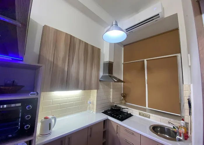 Apartment центр, галицький район, площа ринок, оперний театр, вулиця котлярська 5 Lviv