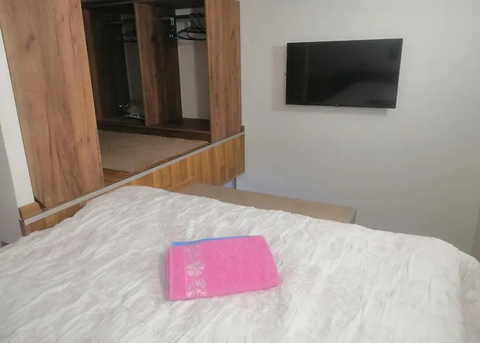 Apartment центр, галицький район, площа ринок, оперний театр, вулиця котлярська 5